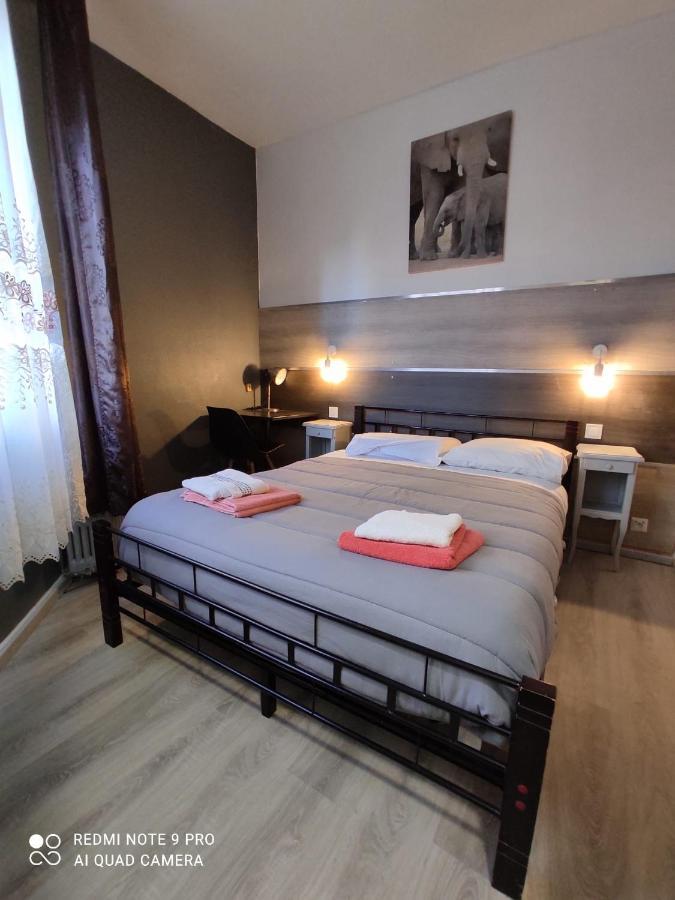 Hotel Le Bon Moine แร็งส์ ภายนอก รูปภาพ