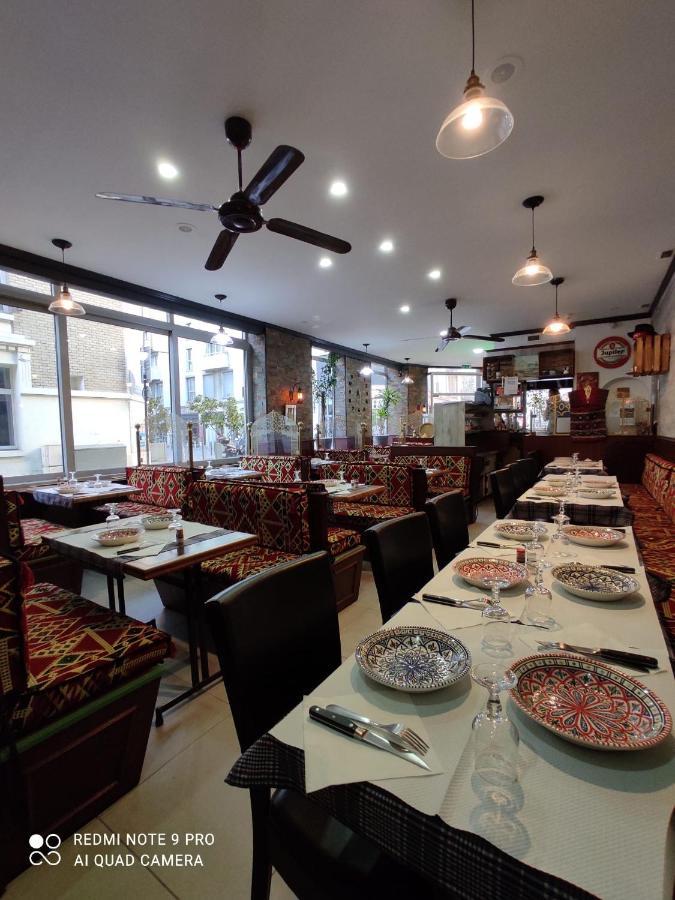 Hotel Le Bon Moine แร็งส์ ภายนอก รูปภาพ