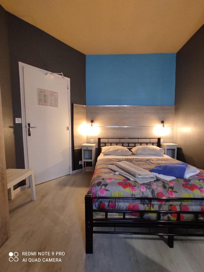 Hotel Le Bon Moine แร็งส์ ภายนอก รูปภาพ